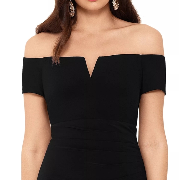 Off-Shoulder Black Dress - Picture 3 of 9